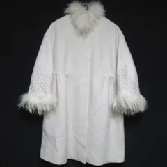美品 ERMANNO SCERVINO エルマノシェルビーノ シルバーフォックスファー レース装飾 ウール コート サイズ40 オフホワイト レディース 古着 中古 USEDのサムネイル