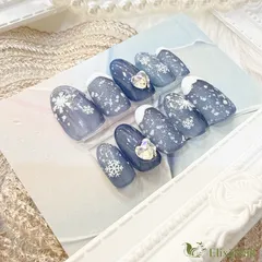 【現品】ネイルチップ　青　雪の結晶　マット