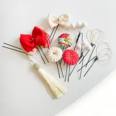 〔524〕七五三髪飾り　成人式　卒業式　リボン　赤　白