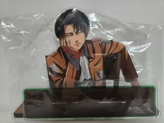 進撃の巨人 公式グッズ リヴァイ 特大型アクリル (34x35)