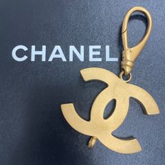 CHANEL ヴィンテージ ハート型キーホルダー ゴールド - メルカリ