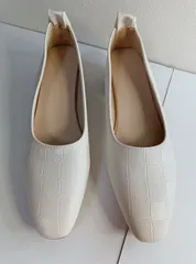 新品 25cm ホワイト レザー調 スクエアトゥ パンプス ローヒール ミュール