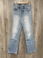 Item thumbnail for item 5a4b5533-b36b-4322-a40d-1df280aa953d