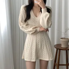 ケーブル編み ニットワンピース レディース 秋冬 長袖 Vネック 体型カバー 美シルエット フレア ミニ丈 着痩せ 効果 ニット ワンピ 韓国風 フェミニン きれいめ ベージュ ニットワンピース 冬服