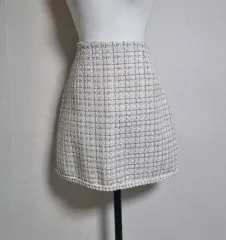 S136 金糸ツイードミニスカート