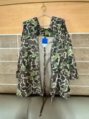 アディダス マウンテンパーカー