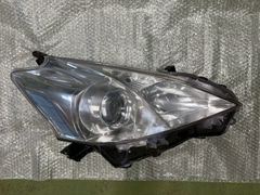 トヨタ プリウス ZVW50 初期型 純正 LED 右側 TOYOTA PRIU - メルカリ