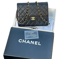 完品◆超美品◆定番シャネルCHANELマトラッセココマークヴィンテージVintageプッシュロックCC金具チェーンショルダーバッグラム黒金3番台