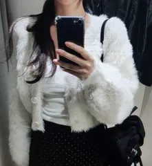 (海外配送)アイボリー ファー ショート カーディガン セーター