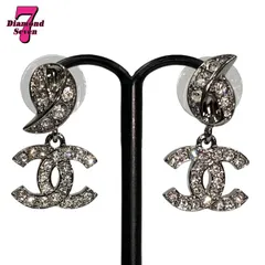 【中古】【美品】CHANEL シャネル ココマーク ラインストーン ピアス ロゴ シルバー ガンメタ 揺れる キラキラ アクセサリー レディース 女性