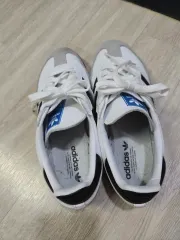 アディダス サンバ 白 スニーカー 240