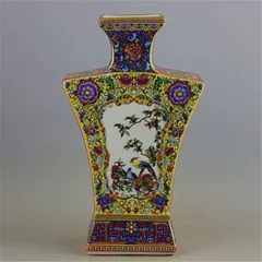 琺瑯彩  花鳥紋  四角い瓶  景徳鎮 陶磁器 装飾品 工芸品美術品 置物