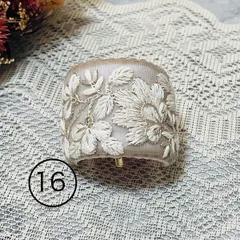 ポニーフック　インド刺繍リボン　ハンドメイド