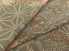 平和屋着物▽上質な小紋　単衣　吉祥花文　正絹　逸品　AABE1180jh 平和屋着物▽上質な小紋 単衣 吉祥花文 正絹 逸品 AABE1180jh - メルカリ