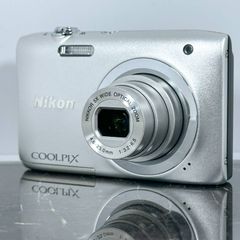 美品】Nikon ニコン COOLPIX A100 シルバー 2010万画素 光学5倍ズーム