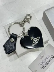 2025年最新】ヴィヴィアン キー ハートの人気アイテム - メルカリ