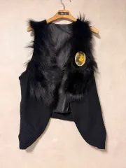 ファーニットベスト