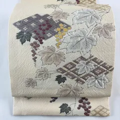 【美品】 袋帯 名品 葡萄 菱 縮緬 ベージュ 六通 正絹 【中古】