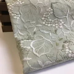 縦100cm×横95cm 刺繍生地