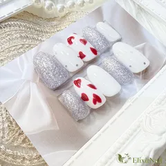 【現品】ネイルチップ　白　シルバー　ハート