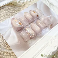 【現品】ネイルチップ　ベージュ　リボン　ハート