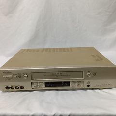 Item thumbnail for item 2f4d9e4a-4cb7-44b6-93ec-40bf9851cf6f