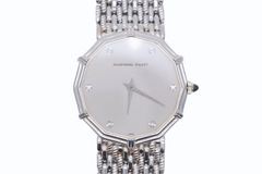極美品 AUDEMARS PIGUET オーデマピゲ ラウンド 八角 腕時計 シルバー文字盤 重量約79.8g 手巻き 中古 4b010360 極美品 AUDEMARS PIGUET オーデマピゲ ラウンド 八角 腕時計 シルバー