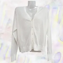UNIQLO　ユニクロ　カーディガン　ホワイト　レディース　Vネック　長袖　薄手　通勤　オフィス　定番　シンプル　冷房対策