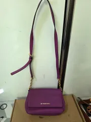 マイケルコース パープル クロスバック チェーンバック