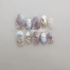 ニュアンスネイルチップ　フラワーフレンチネイル　インクネイル　ショートオーバル　くすみパープル　成人式ブライダルにも