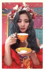 TWICE TZUYU Feel Special トレーディングカード 4/10