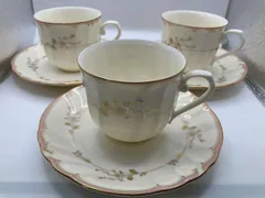 【NARUMI】ナルミ　アイボリー　桜　カップ&ソーサー　3客