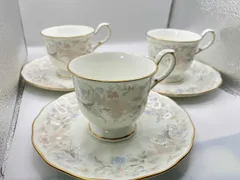 【NARUMI】ナルミ　花柄　カップ&ソーサー　3客