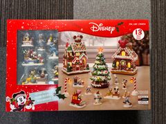 新品未開封 限定】ディズニー クリスマス ビレッジ 13ピース - メルカリ