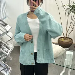 ユニクロ ミント色カーディガン