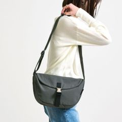 Item thumbnail for item bae057f2-bf36-4f13-814c-4a9a19a4ec34