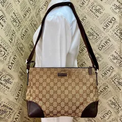 グッチ ショルダーバッグ GG キャンバス サコッシュ 茶 FZ207