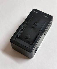Revolution CRD0323V デュアルスロット USBリーダー Revolution CRD0323V デュアルスロット USBリーダー - メルカリ