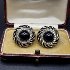 ブラック/クリアラインストーン ラウンド ヴィンテージ ピアス 渦巻 クラシックエレガント コスチュームジュエリー YS926