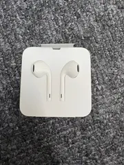 Apple純正 有線イヤホン　マイク付きリモコン搭載