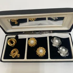 🌟5/10まで🌟大口店完全閉店SALE🌟＊pierre cardin ピエールカルダン＊イヤリング3点セット