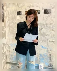 アビエムア ブレーザー + ダメージジーンズ 150,000円で出品