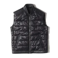 PRADA プラダ ベスト ブラック 黒 サイズ:58 | 人気モデル | トライアングルロゴ プレート ナイロン フルジップ ダウンベスト (SGB628) | アウター ジャケット 上着【メンズ】【中古】のサムネイル