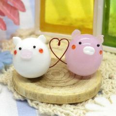 ガラス製 豚の置物 クリアピンク - メルカリ