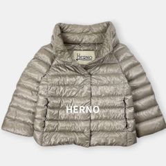 美品 BURBERRY LONDON ENGLAND バーバリー TB モノグラム ロゴ ダウン