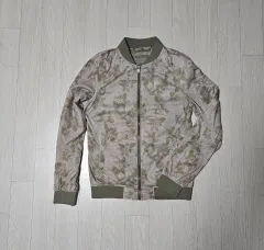 ZARA ザラ スタジャン ジップアップ ジャケット