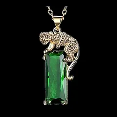 【N035】ネックレス　レディース　メンズ　グリーン　緑　アクセサリー　お洒落