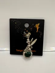 【未使用】東京ディズニーランド ティンカーベル ペンダントトップ グリーンストーン