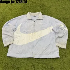 ナイキ ウィンドブレーカー ジャケット アイボリー 白 xl 1218
