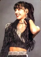 【中古】コレクションカード(女性) BLACKPINK/リサ(LISA)/ライブフォト・上半身・衣装黒・銀・左手首元・目線左・背景グレー/福岡/DVD・BD「2019-2020 WORLD TOUR IN YOUR AREA-TOKYO DOME- [初回限定